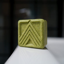 Cargar imagen en el visor de la galería, Shampoo Bar Coming Home Shampoo Sólido Artesanal Cabello Normal A Graso
