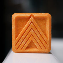 Cargar imagen en el visor de la galería, Shampoo Bar Tropical Sunrise Shampoo Sólido Artesanal Cabello Rizado

